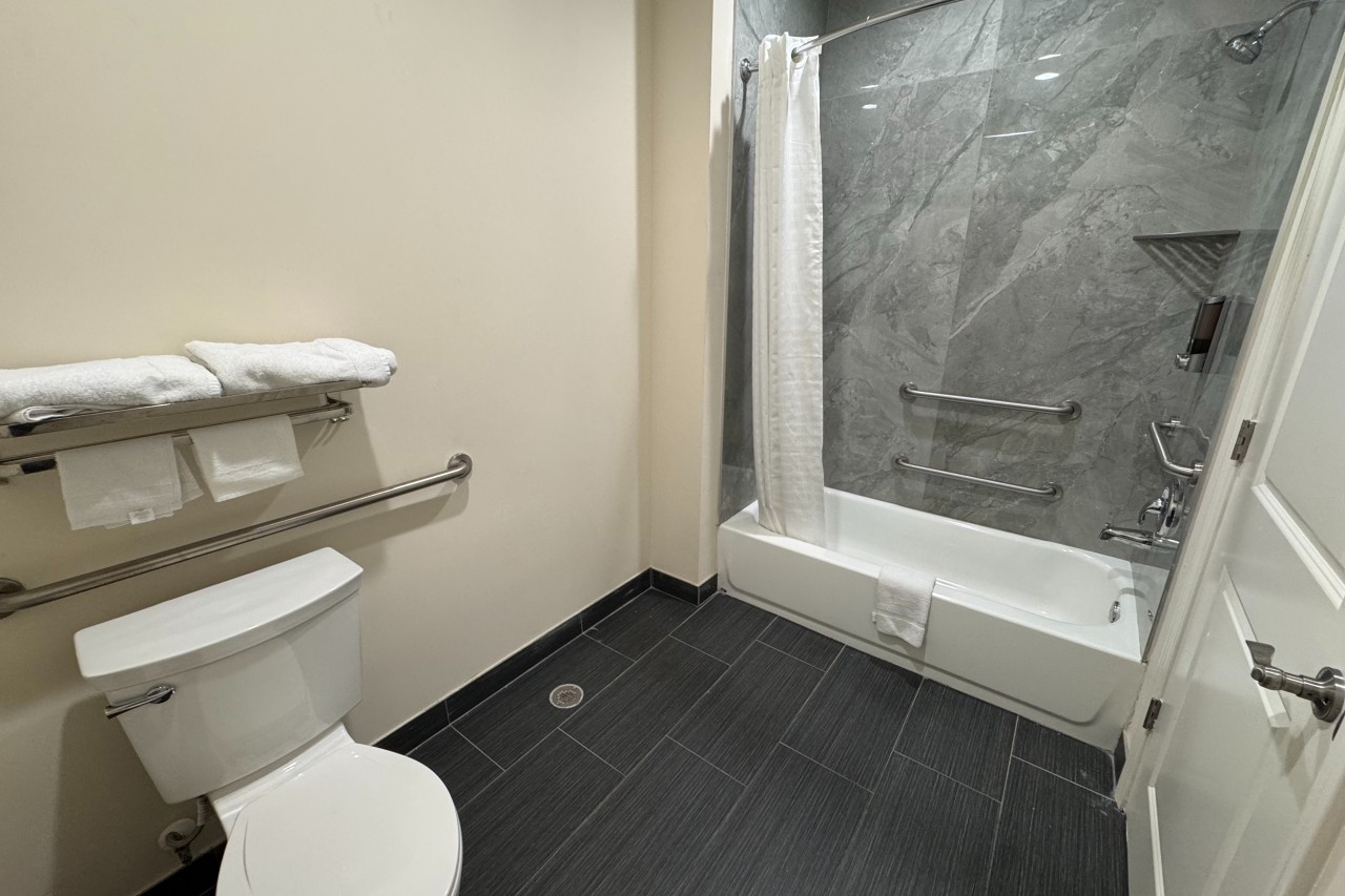 Modern Bathroom Amenities