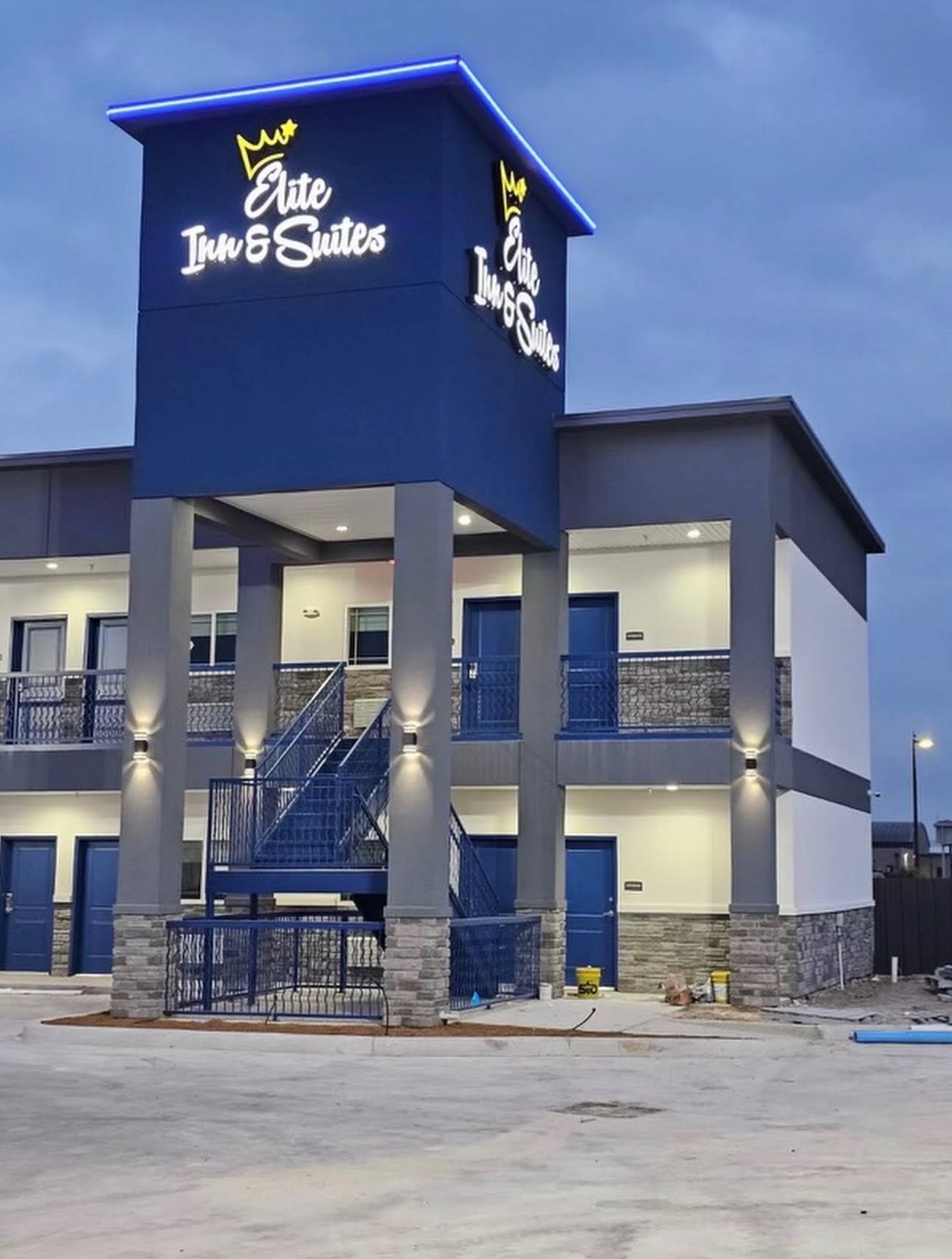 Elite Inn & Suites Houston Exterior